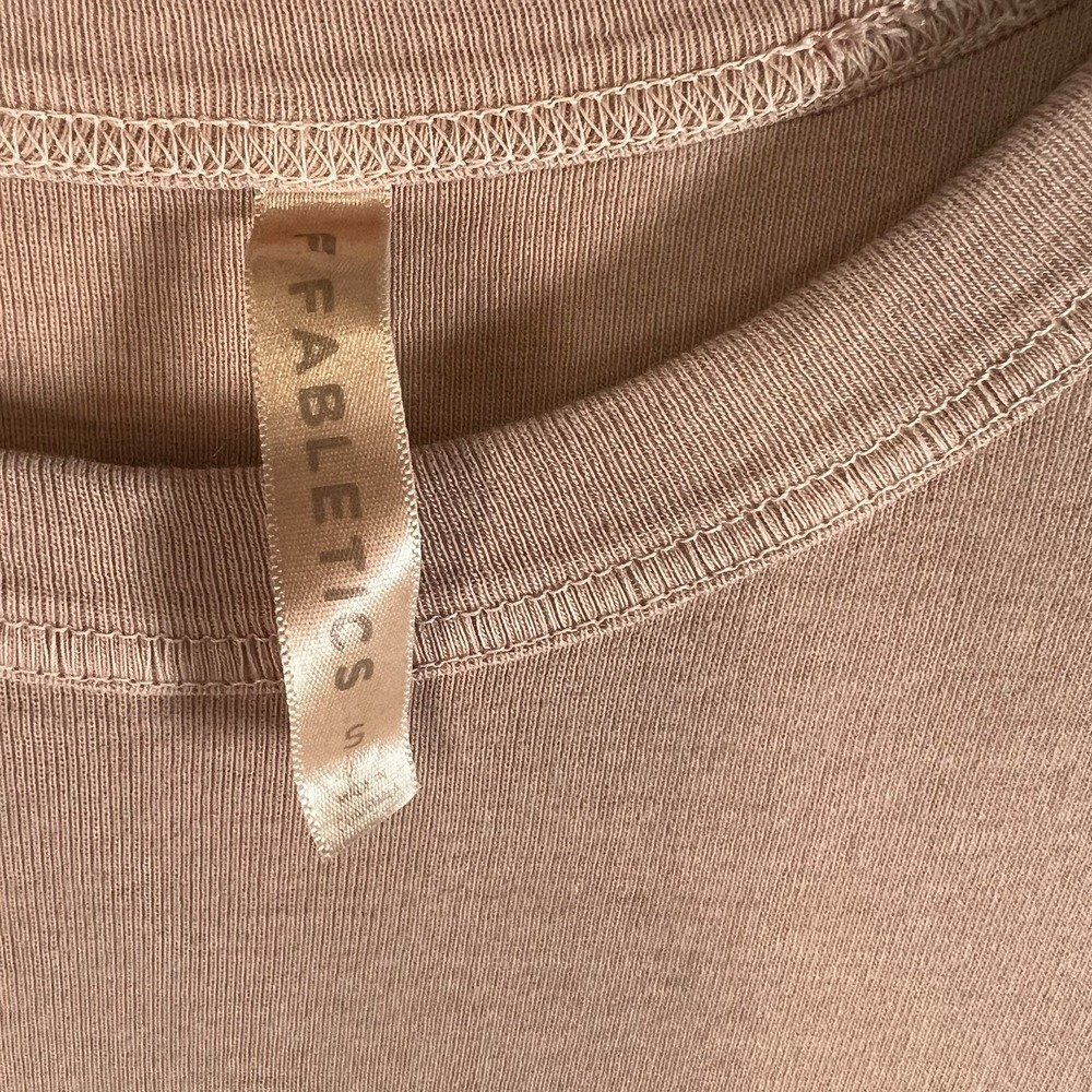 Fabletics Shirt Womens Small Clay Short Sleeve Round Neck Cotton Performance - Picture 4 of 6